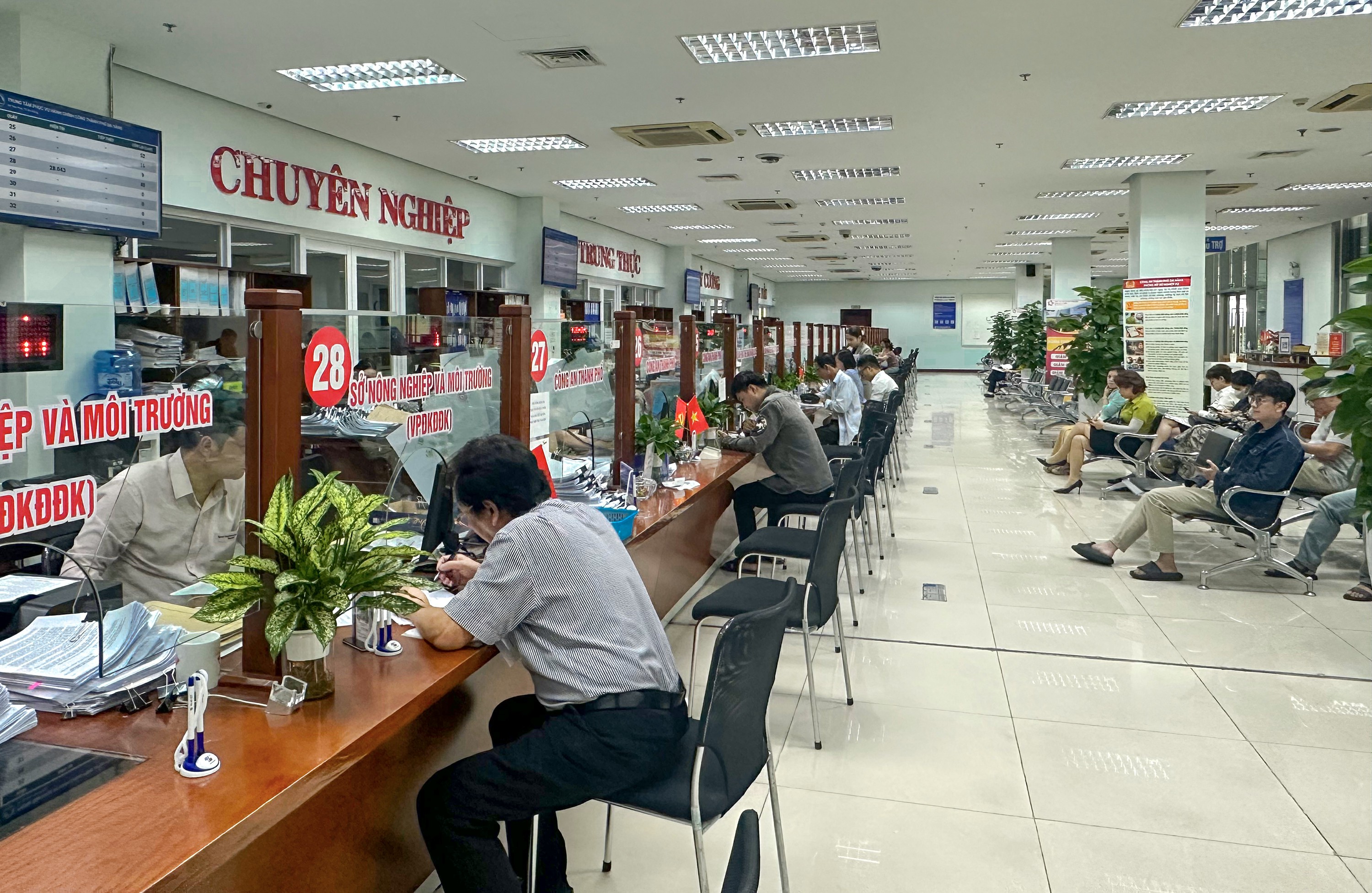 Tăng tốc cải cách hành chính để phục vụ người dân, doanh nghiệp tốt hơn