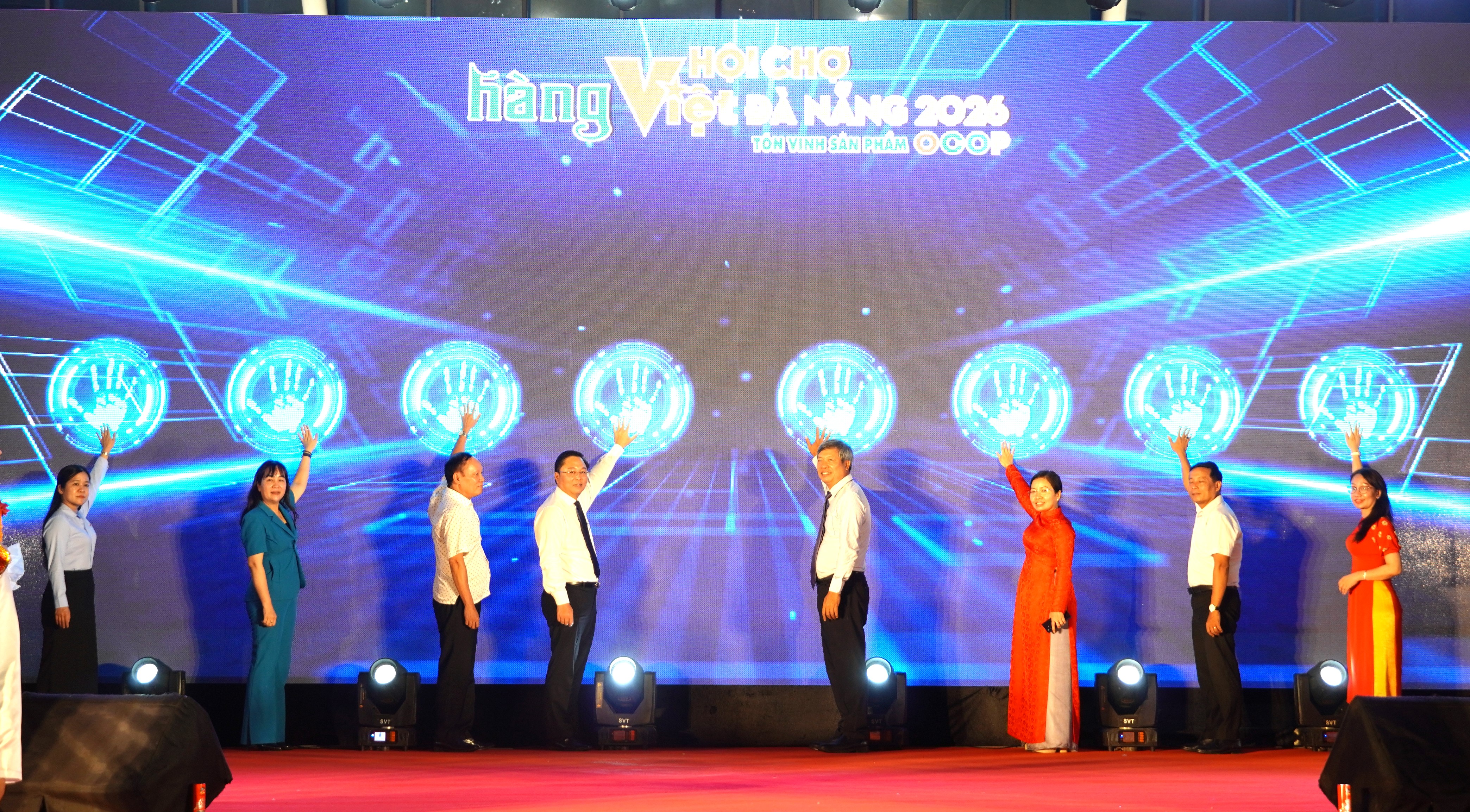 Gần 200 gian hàng tham gia Hội chợ hàng Việt 2026
