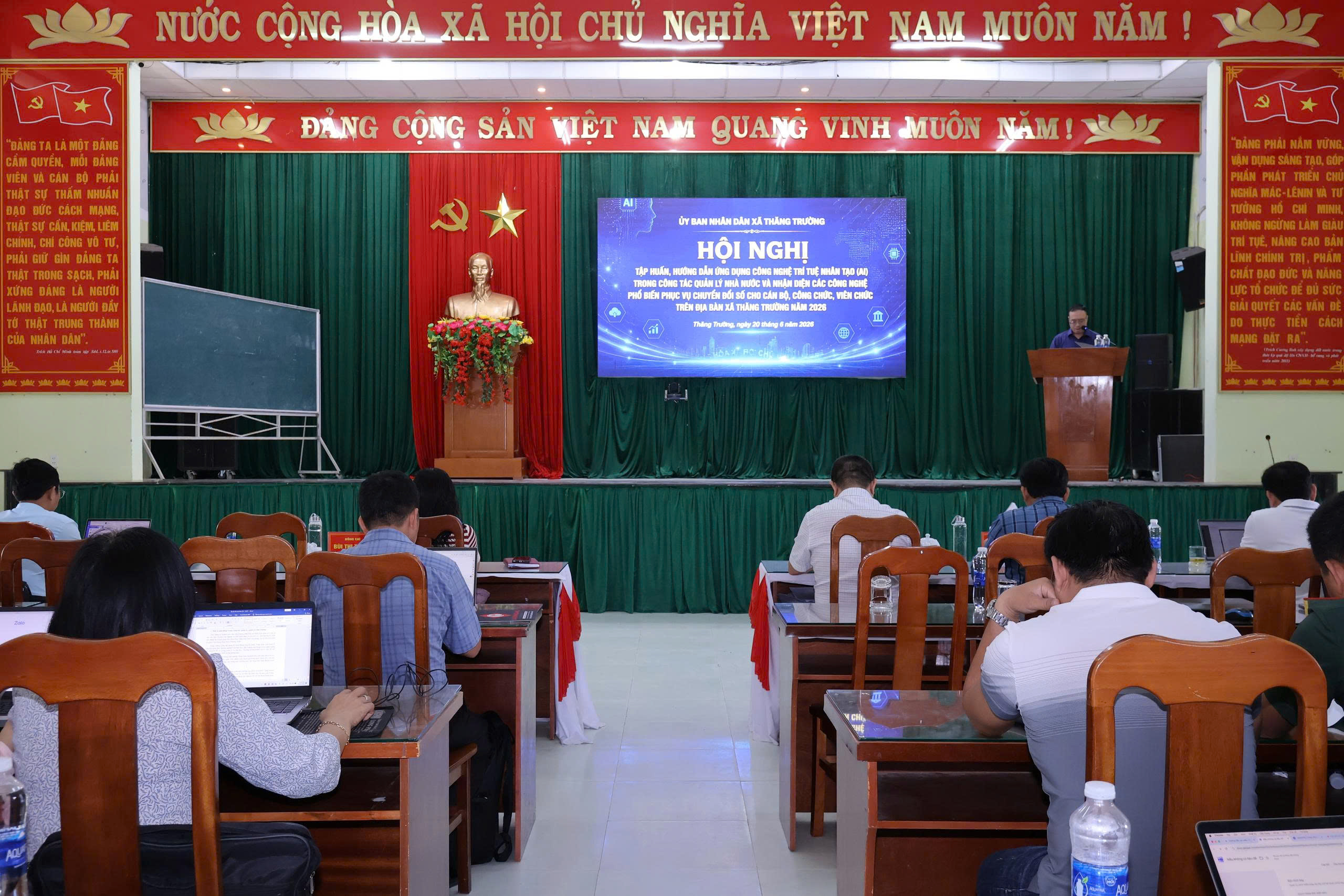 Nâng cao năng lực số cho đội ngũ cán bộ, công chức, viên chức
