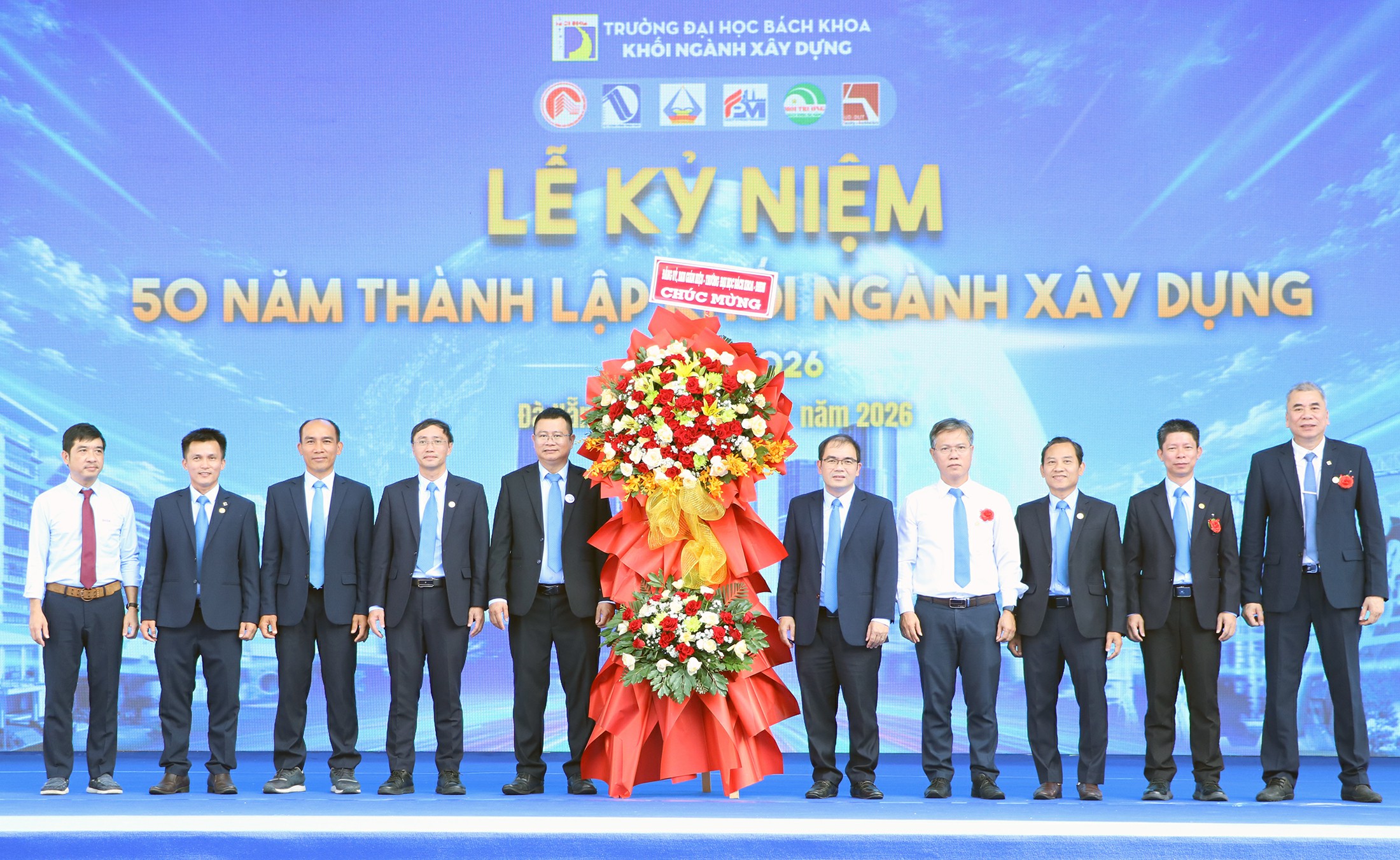 Khối ngành Xây dựng Trường Đại học Bách khoa Đà Nẵng kỷ niệm 50 năm thành lập