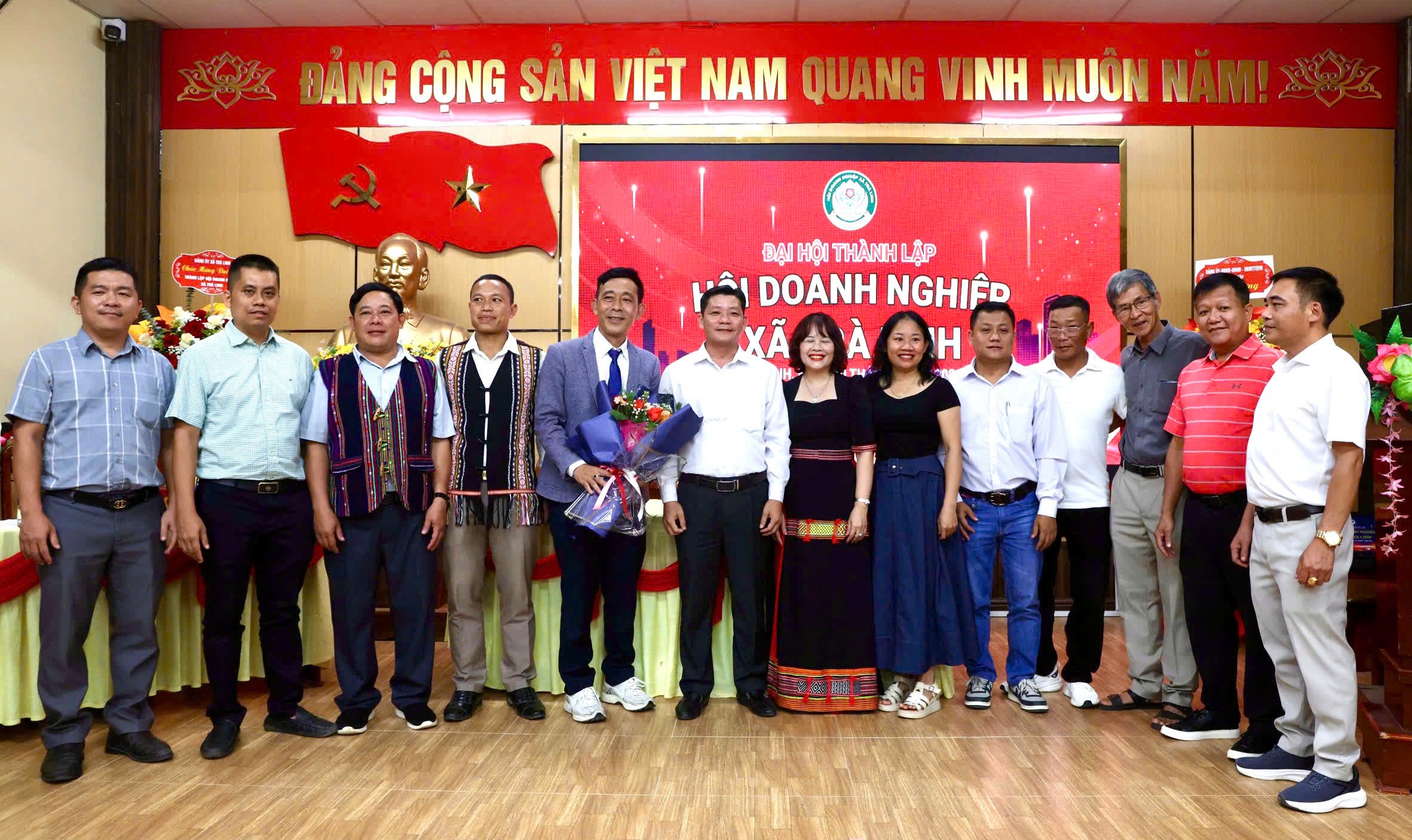Hình nhỏ
