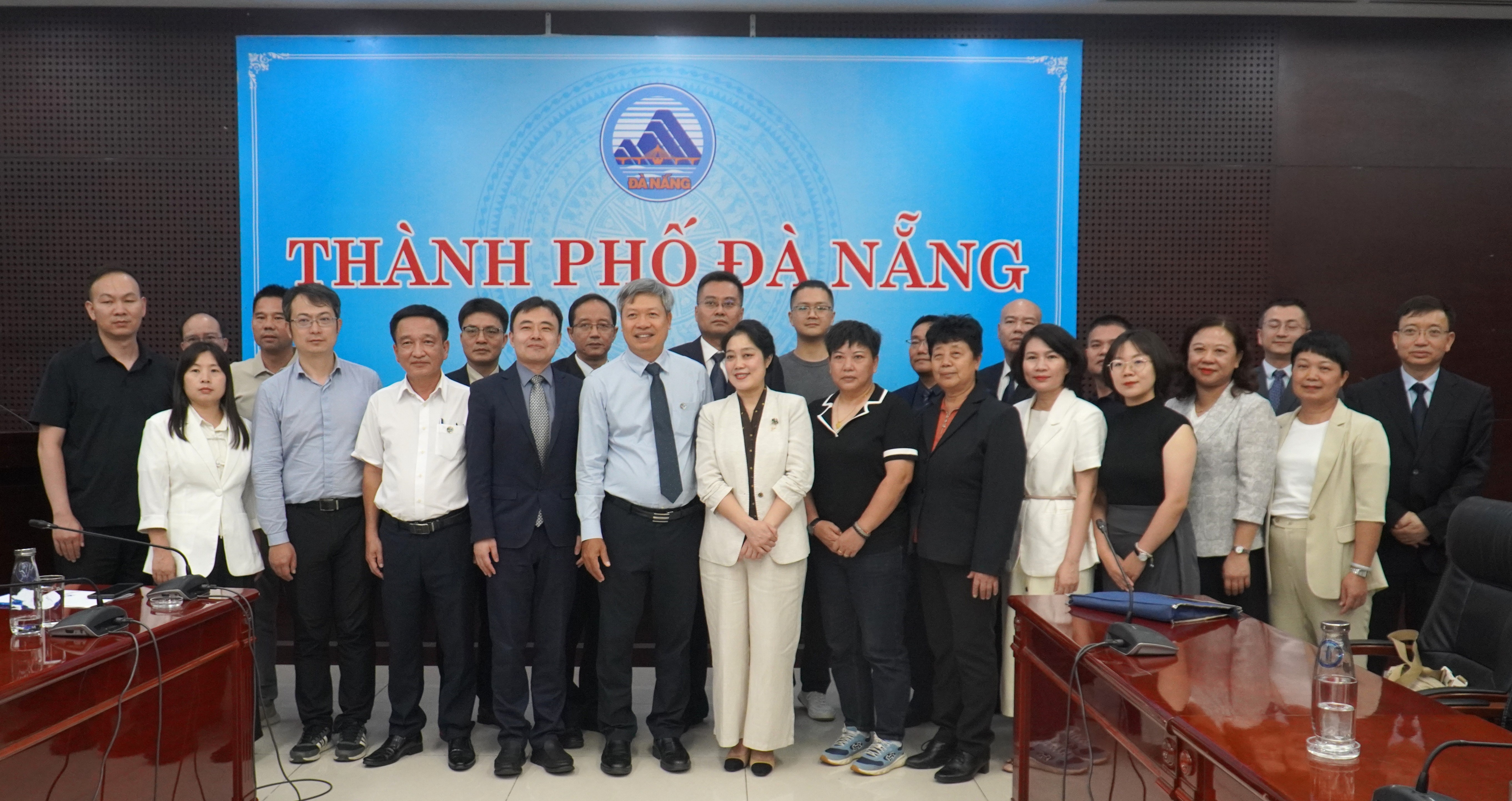 Tăng cường hợp tác phát triển ngành dược liệu với các địa phương của Trung Quốc