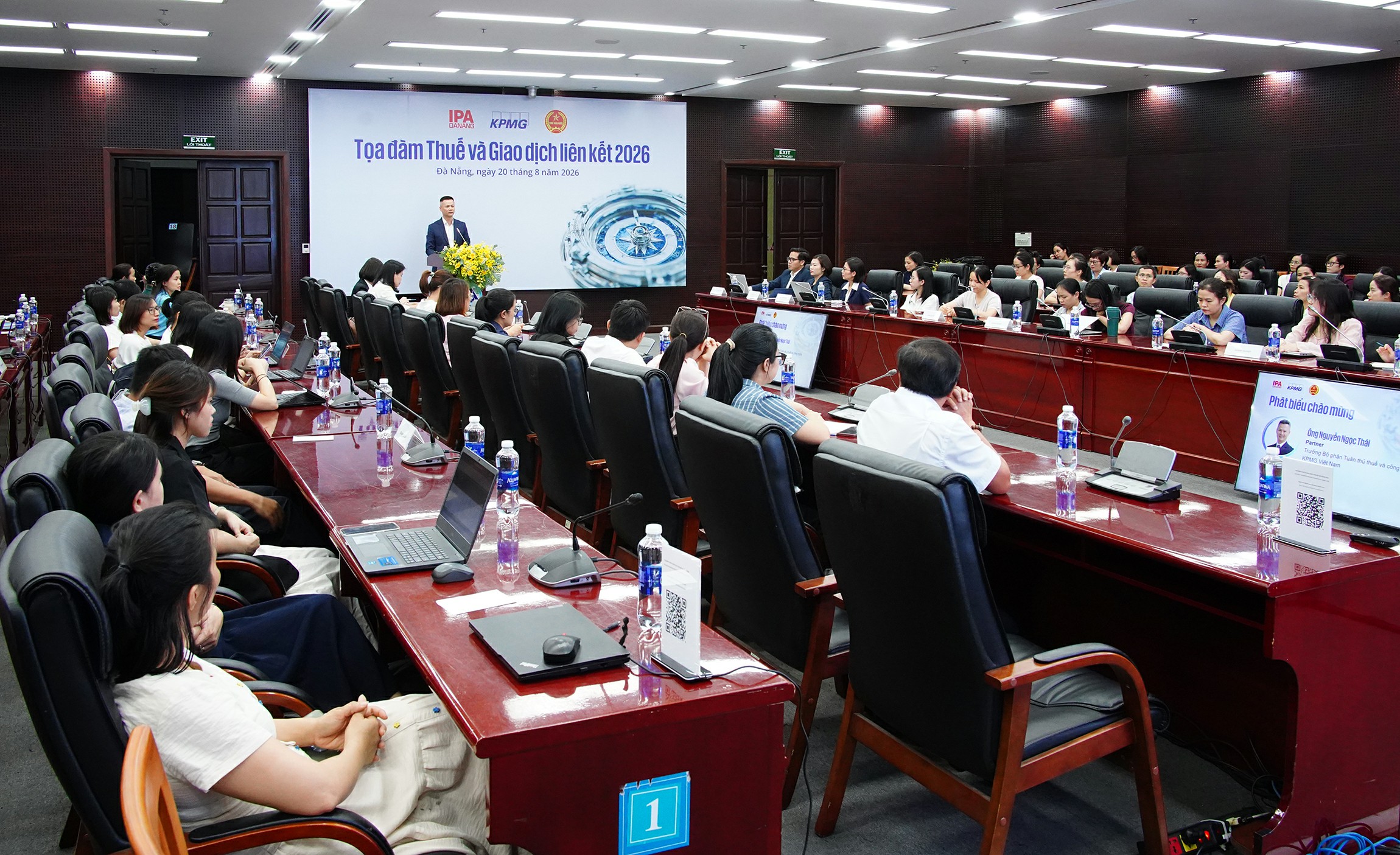 Đồng hành cùng doanh nghiệp trong thực hiện chính sách thuế