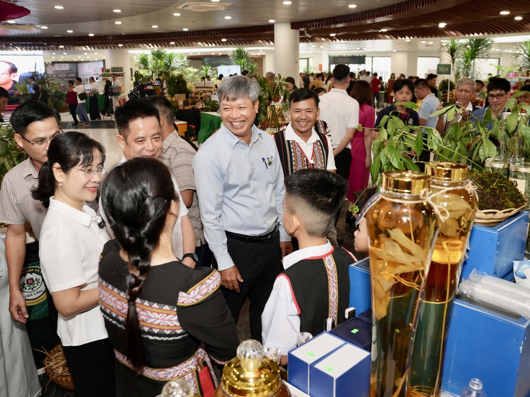 Hình nhỏ