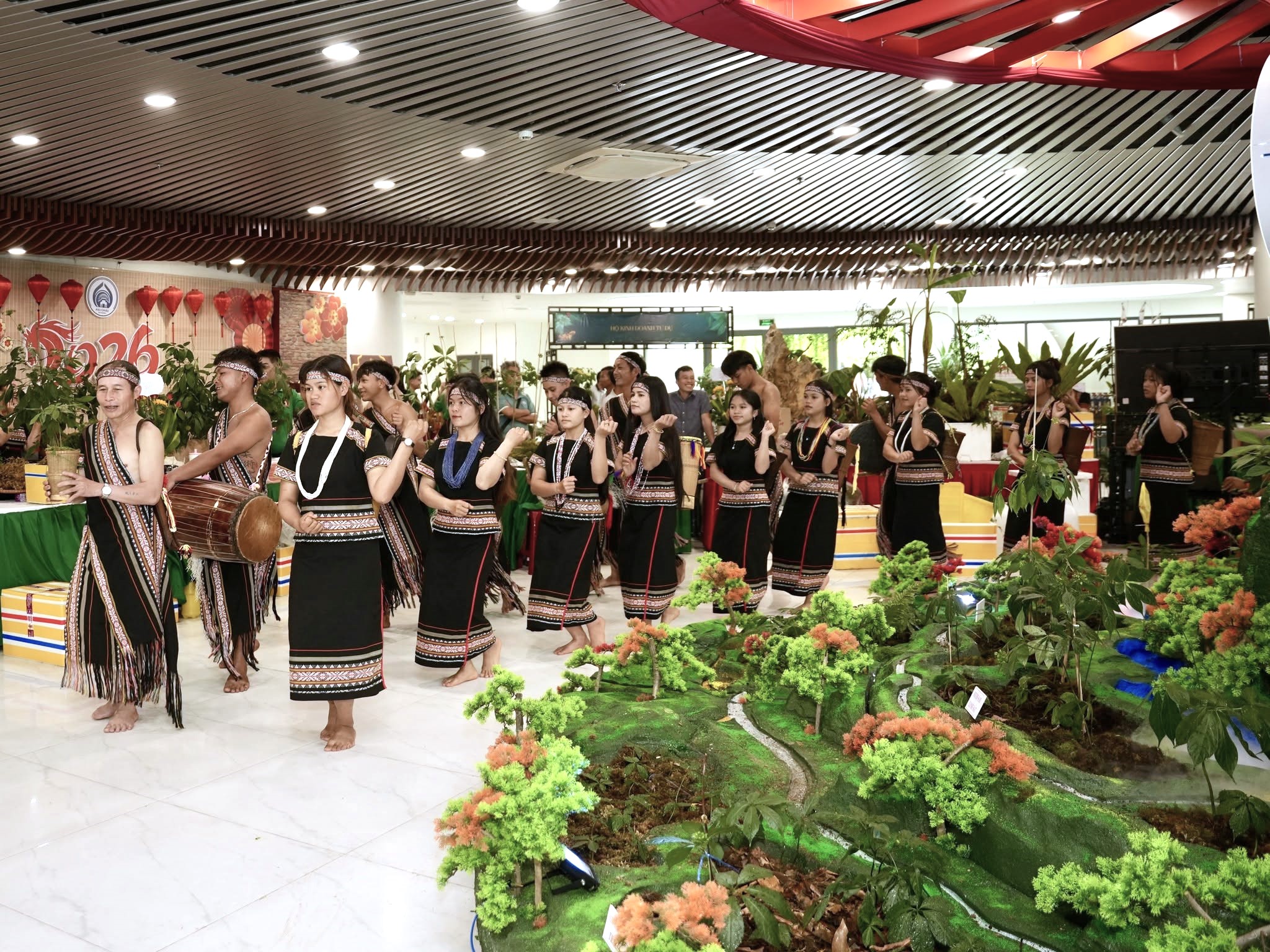 Hình nhỏ
