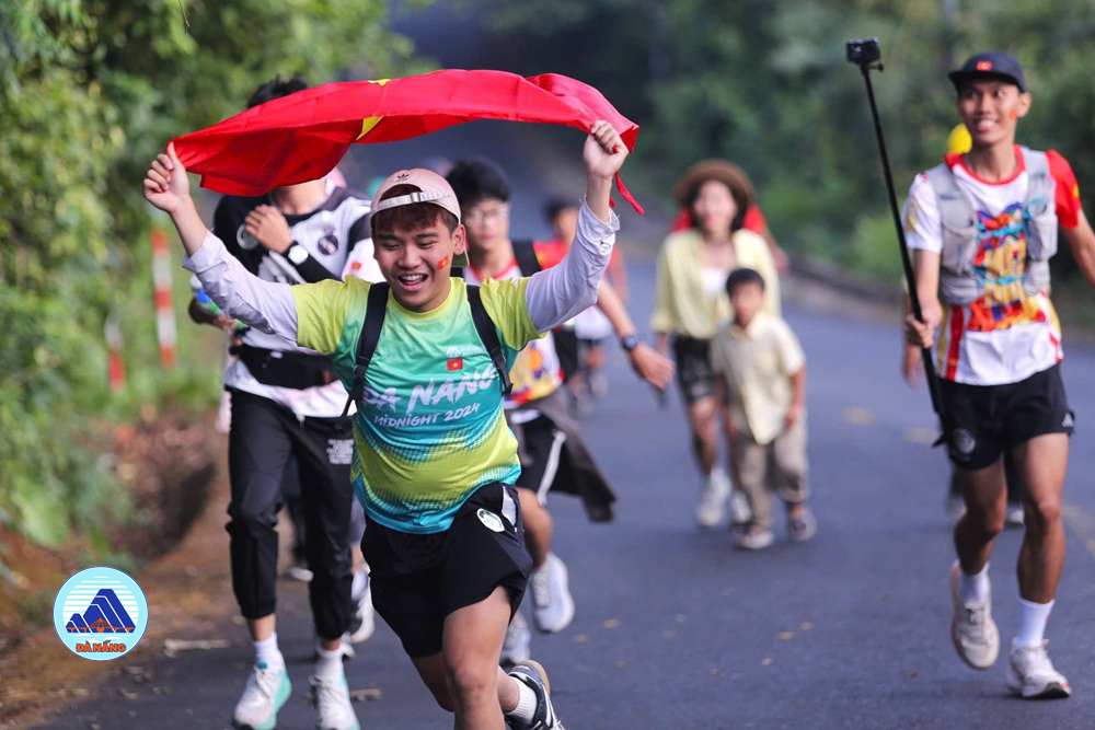 Khuyến cáo không tham gia tour trekking, du lịch sinh thái trái phép vào rừng đặc dụng Sơn Trà