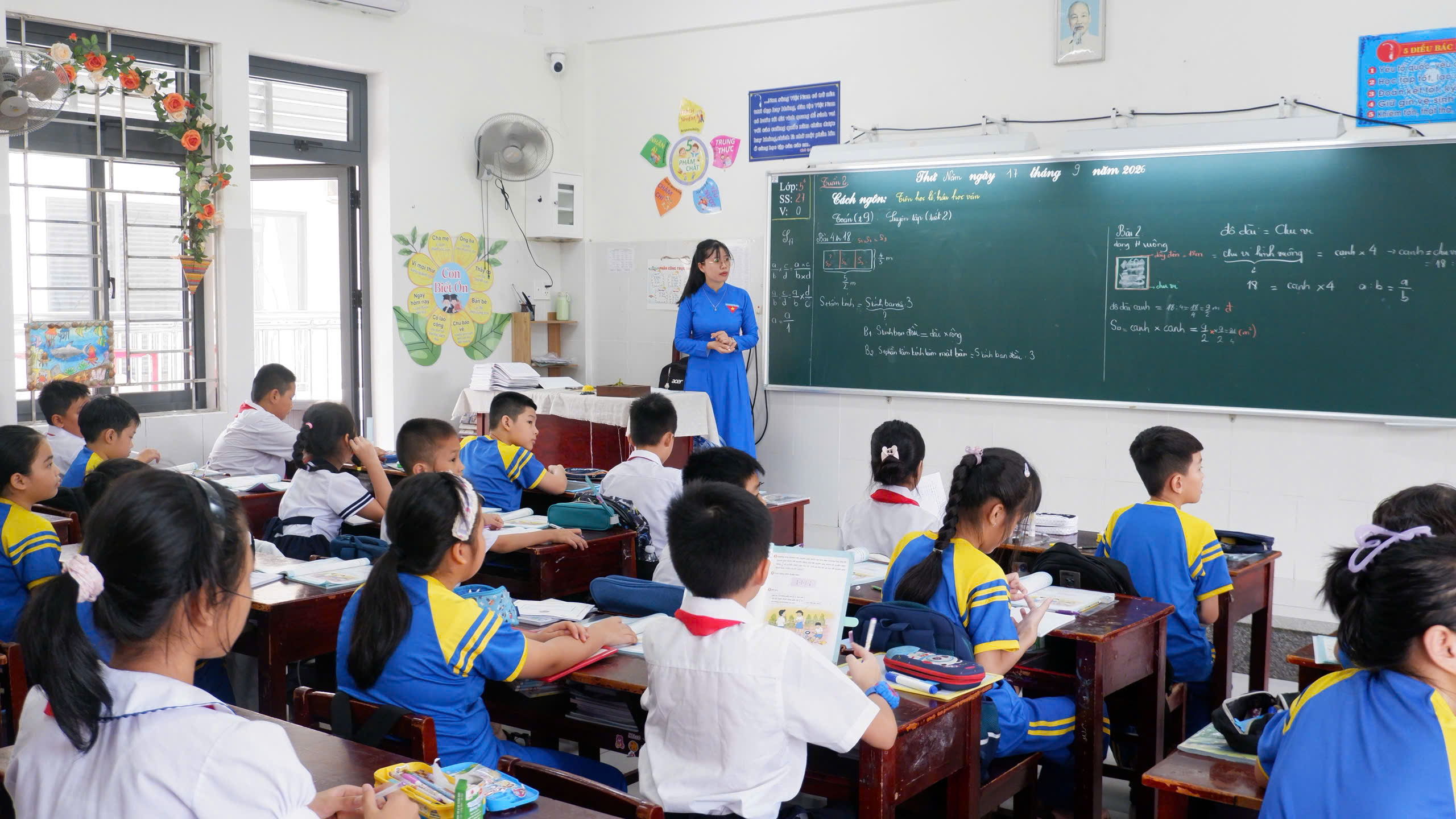 Trường học chủ động thích nghi sau sắp xếp
