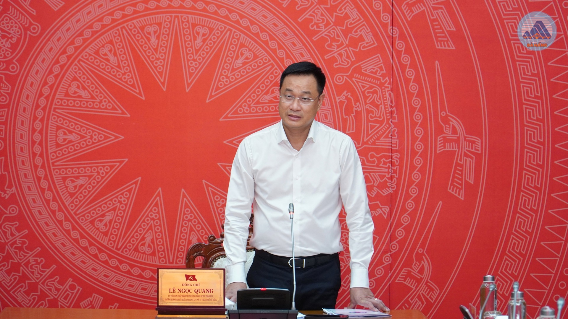 Tập trung nâng cao chất lượng chăm sóc sức khỏe nhân dân