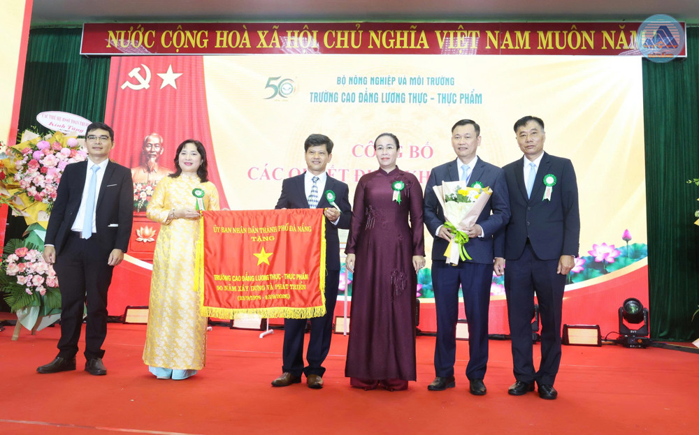 Trường Cao đẳng Lương thực – Thực phẩm kỷ niệm 50 năm thành lập