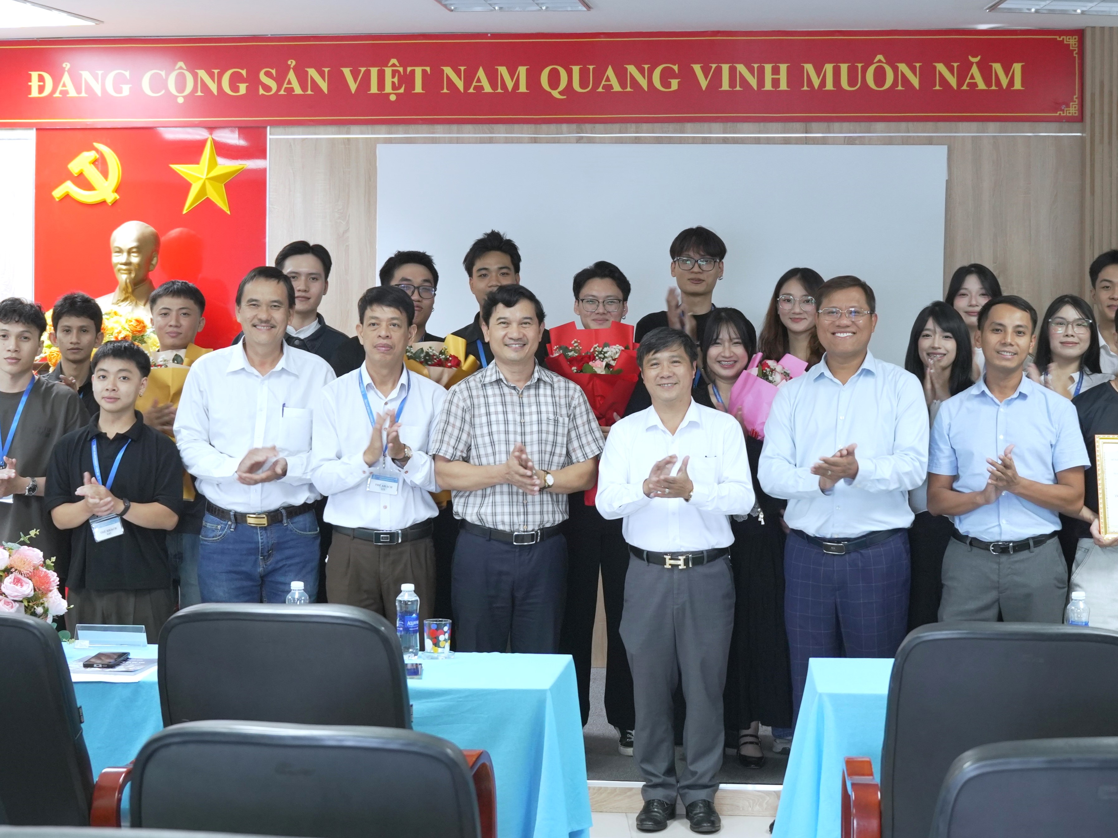 Trao giải cuộc thi ý tưởng trang trí Tết Đinh Mùi 2027