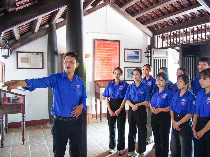 Người trẻ kể tiếp câu chuyện về cụ Huỳnh
