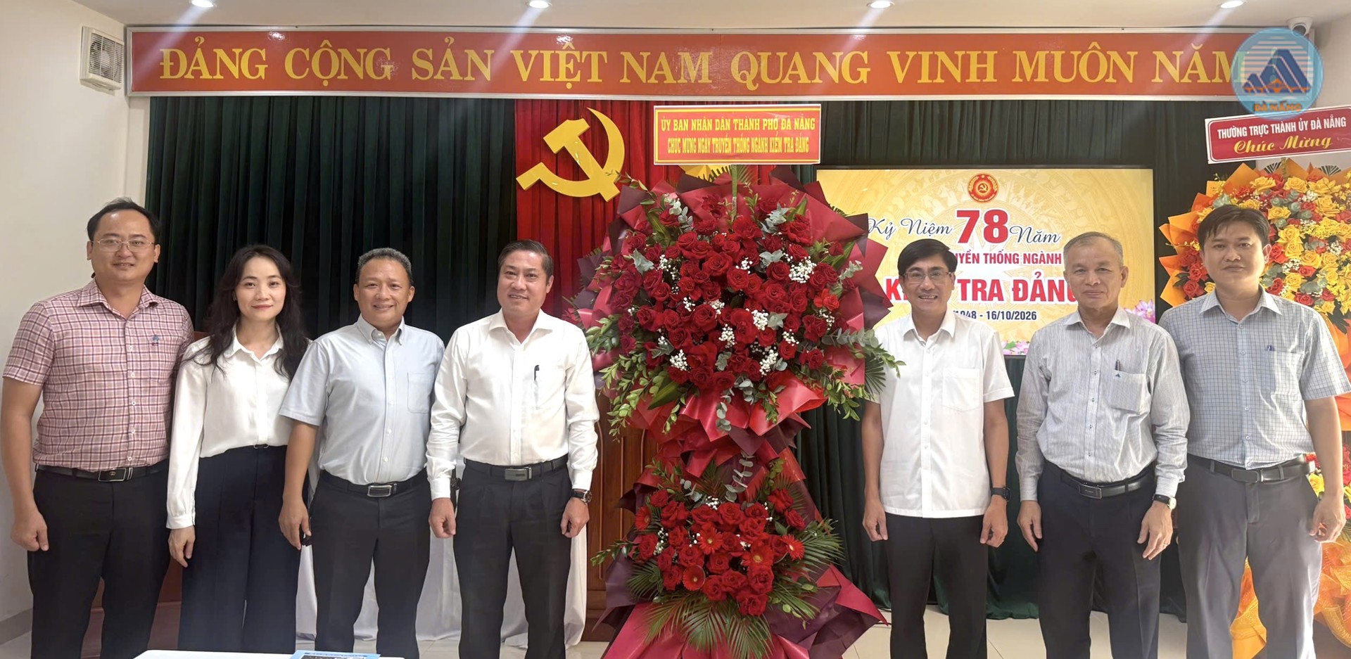 Phó Chủ tịch UBND thành phố Phan Thái Bình thăm, chúc mừng Ủy ban Kiểm tra Thành ủy