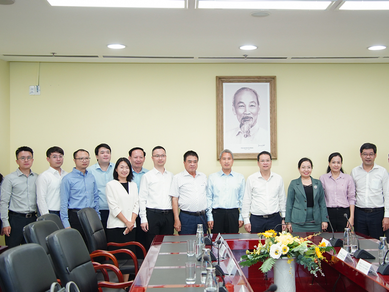 Đà Nẵng thúc đẩy thu hút đầu tư vào lĩnh vực sản xuất pin và công nghiệp phụ trợ ô tô