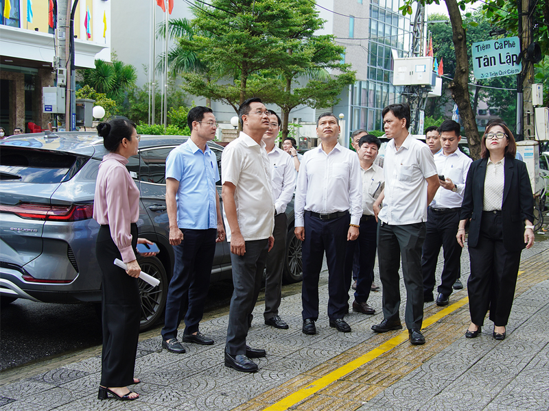 Bí thư Thành ủy Lê Ngọc Quang kiểm tra các cơ sở nhà, đất dôi dư sau sắp xếp