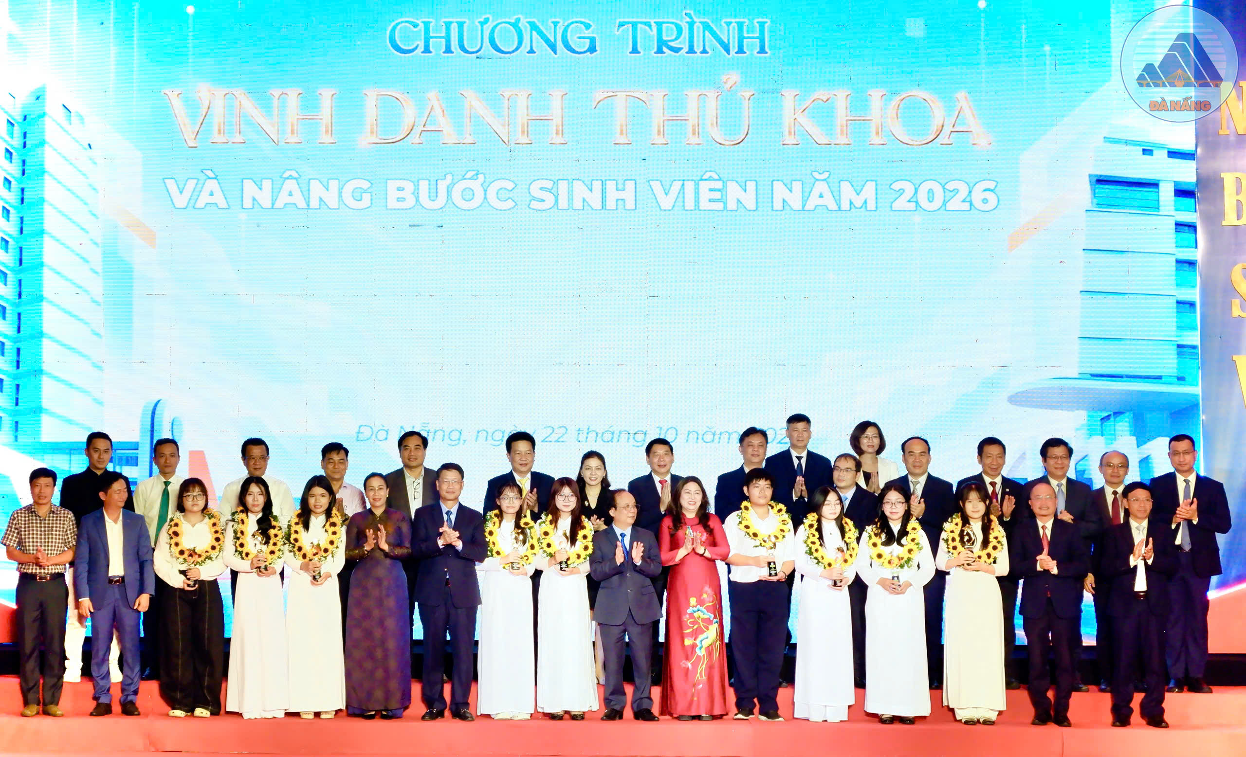 670 triệu đồng vinh danh, tiếp sức sinh viên Đại học Đà Nẵng năm 2026
