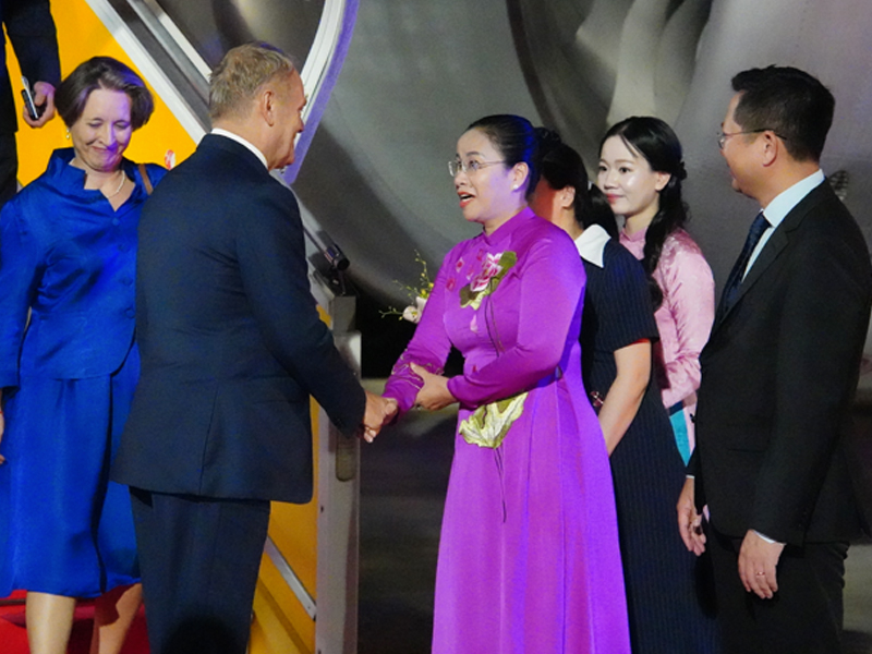 Thủ tướng Cộng hòa Ba Lan Donald Tusk đến thăm Đà Nẵng