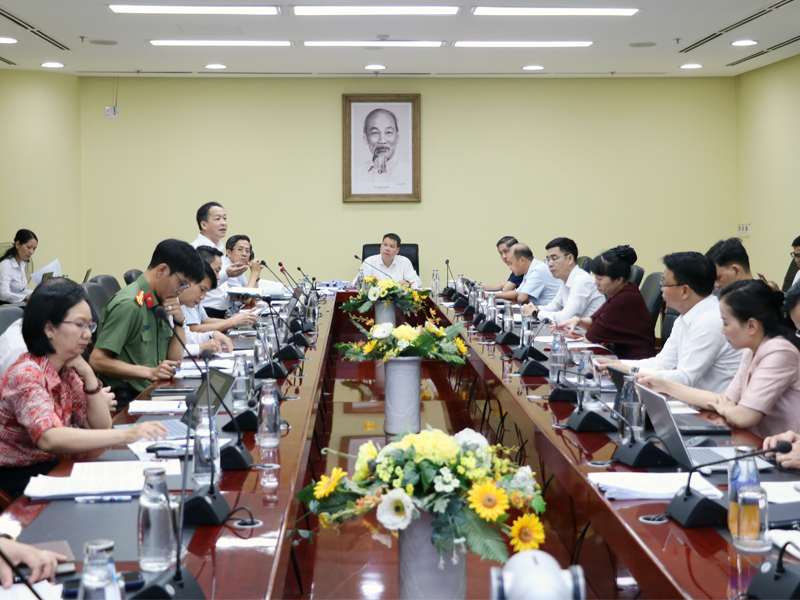 Đẩy nhanh xử lý nhà, đất dôi dư, nâng cao chất lượng thống kê GRDP