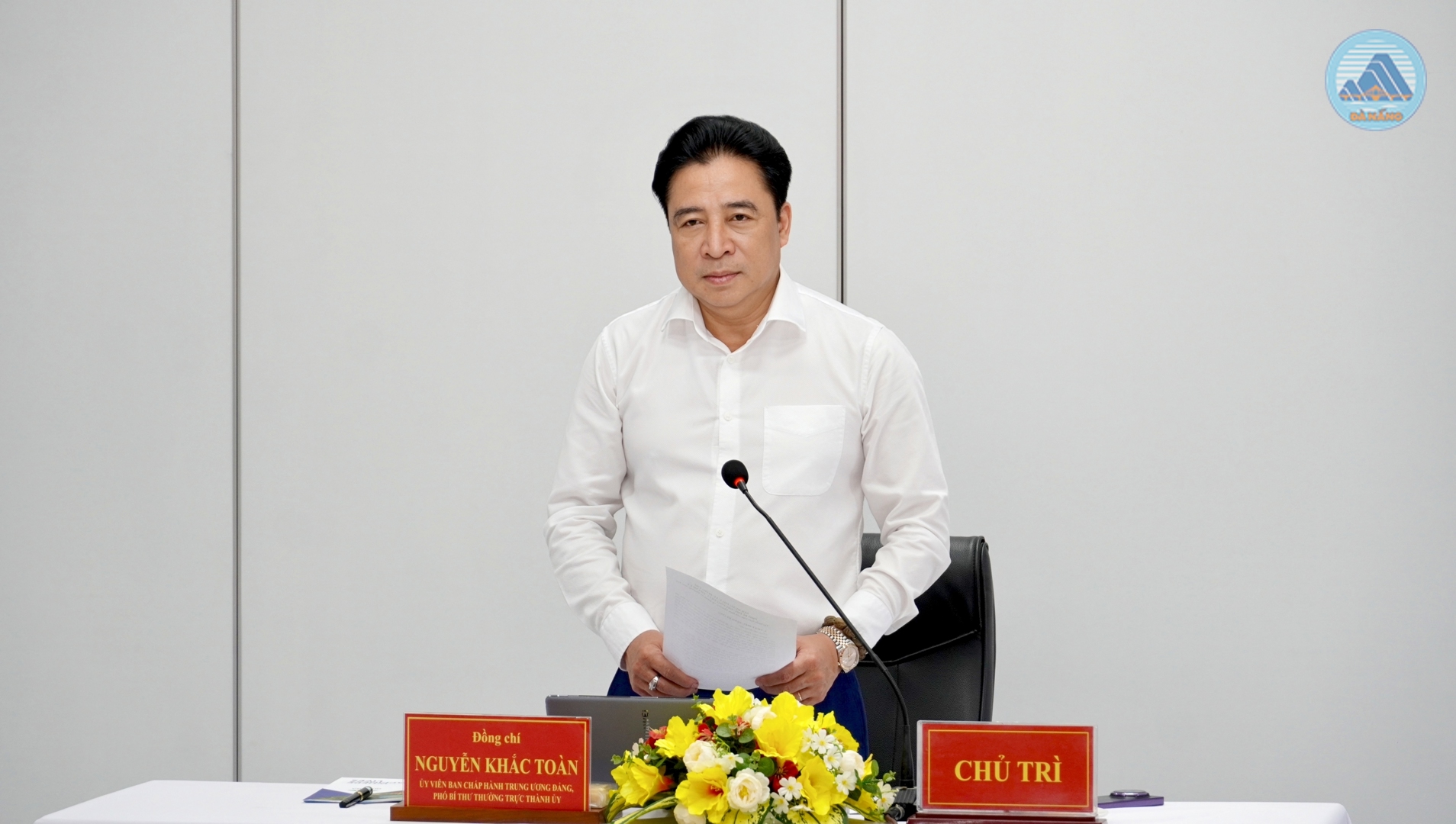 Phó Bí thư Thường trực Thành ủy Nguyễn Khắc Toàn làm việc với Ban Thường vụ Đảng ủy phường Sơn Trà
