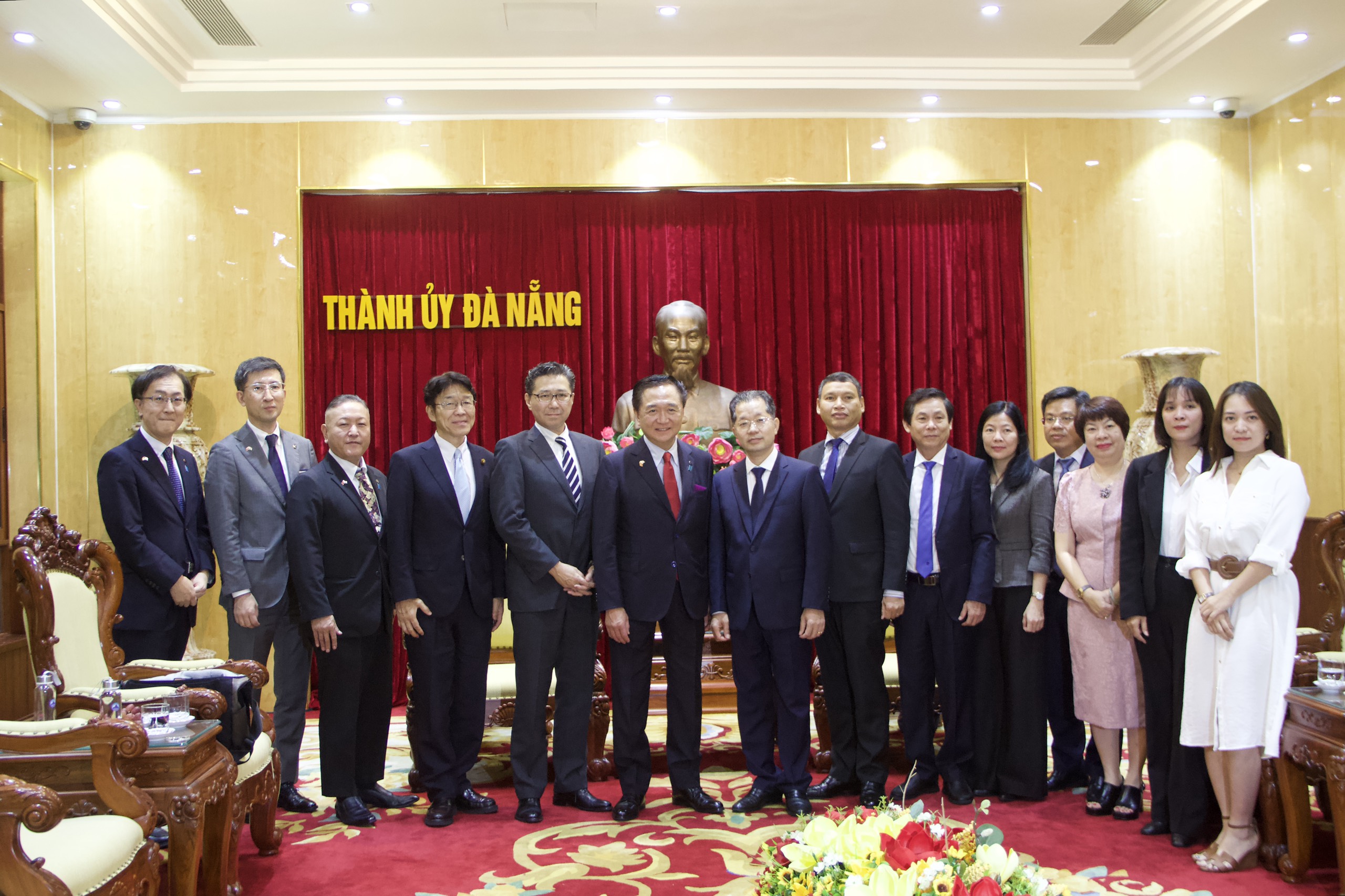 Hình nhỏ