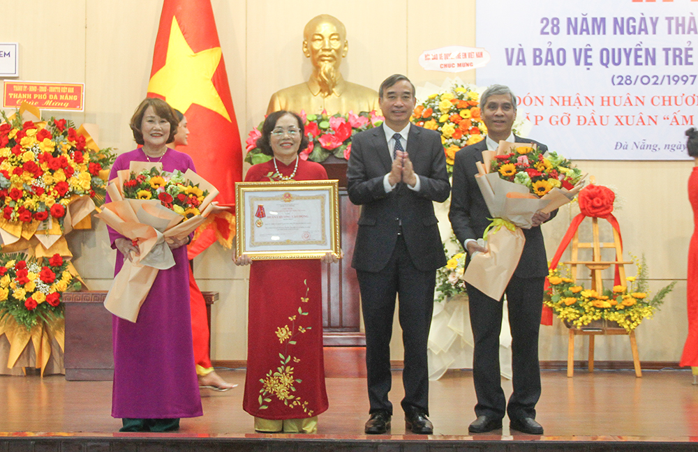 Hình nhỏ