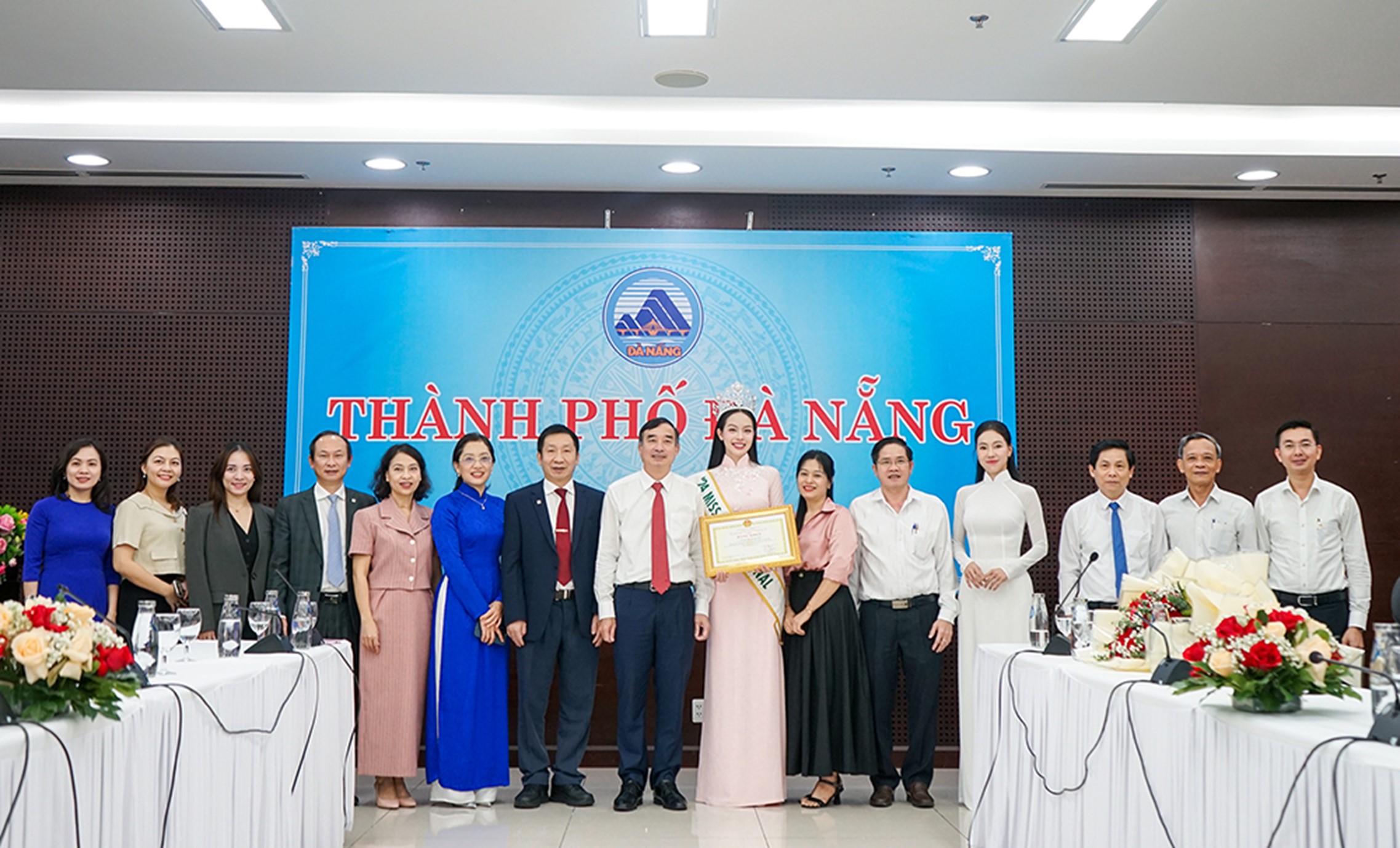 Hình nhỏ